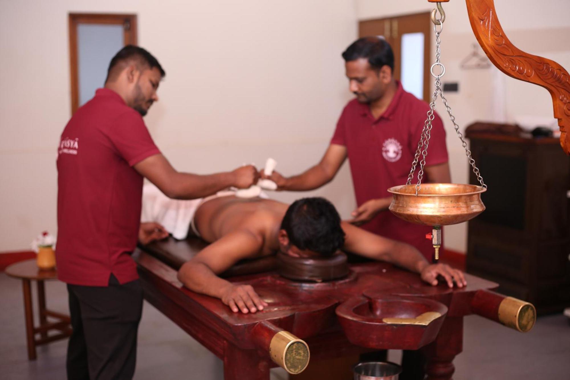 Tapasya Health & Wellness Ξενοδοχείο Jaysingpur Εξωτερικό φωτογραφία